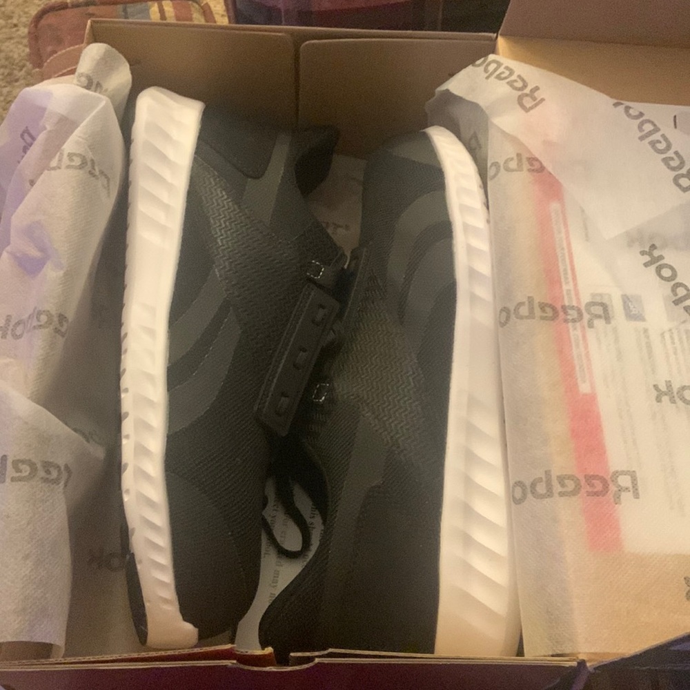 REEBOK SHOES